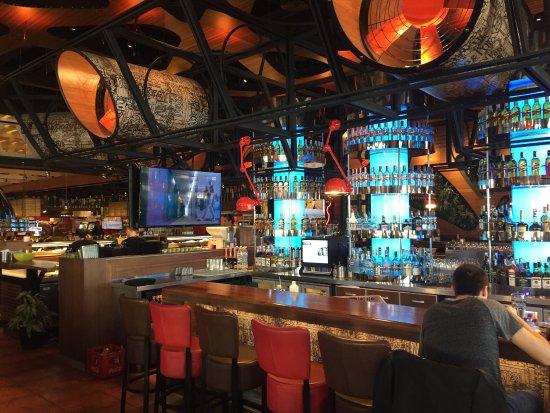 Happy Bar & Grill Mladost